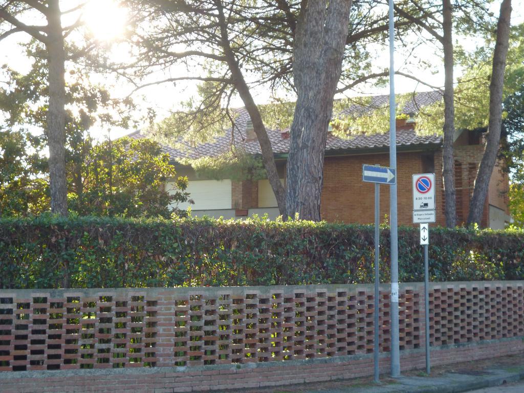 Il Geranio Tirrenia Exterior foto