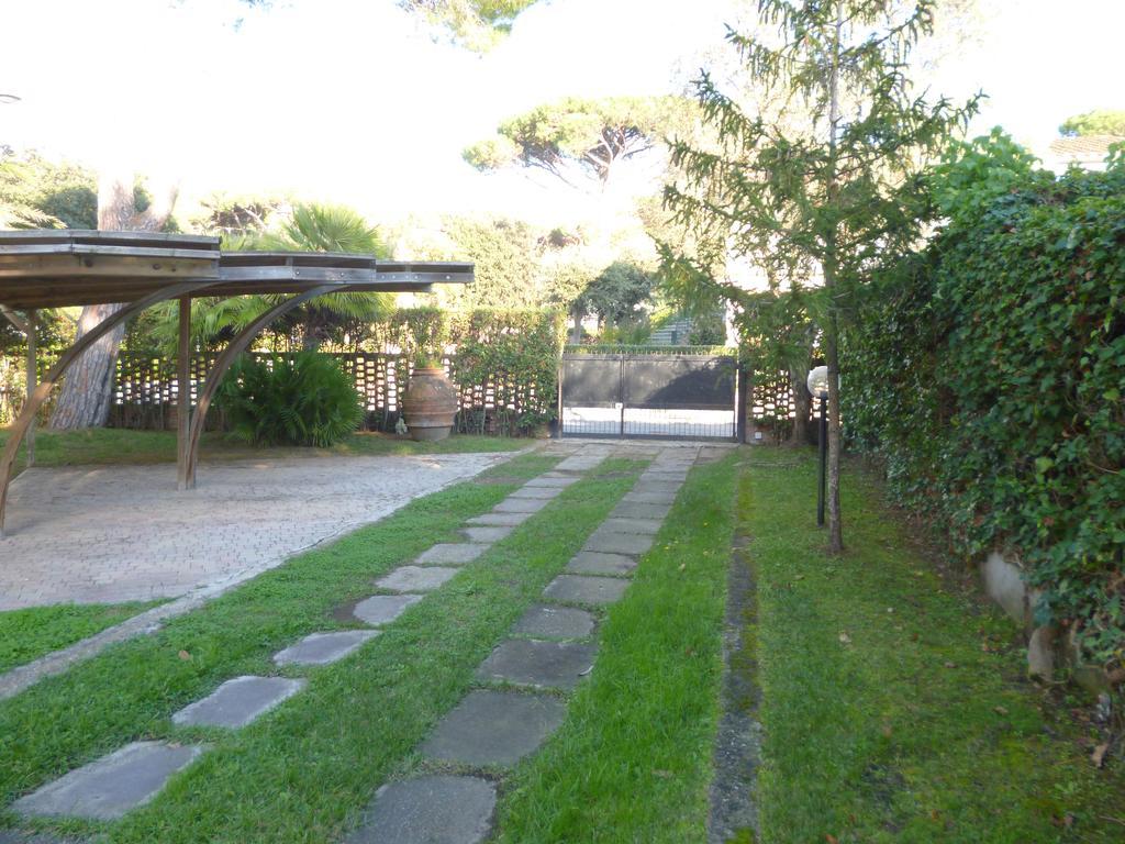 Il Geranio Tirrenia Exterior foto