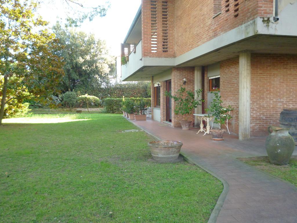 Il Geranio Tirrenia Exterior foto